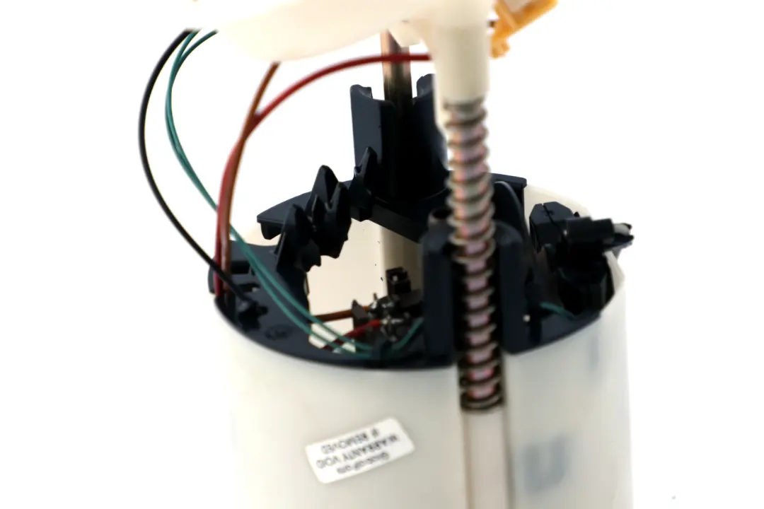 BMW E81 E87 E90 E91 Fuel Pump Fuel Level Sensor Petrol Tank N45 N46 - SKU 7197075 - Part number 7197075