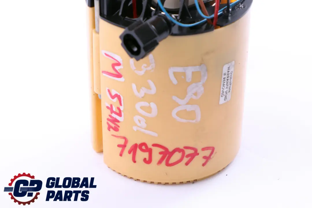Bomba de Combustible Sensor Nivel de Combustible Diesel para BMW E87 E90 E91 E92 con número de pieza 7197077 BMW E87 E90 E91 E92 Bomba de Combustible Sensor Nivel de Combustible Diesel - SKU 7197077 - Número de pieza 7197077
