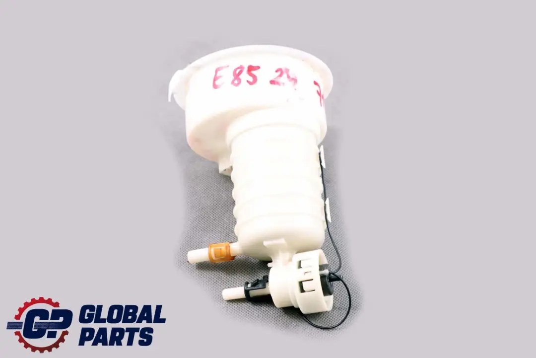 Carburant Regulateur de Pression 1611 6764663 pour BMW Z4 E85 à propos du numéro de pièce 7197690 BMW Z4 E85 Carburant Regulateur de Pression 1611 6764663 - SKU 7197690 - Numéro de pièce 7197690