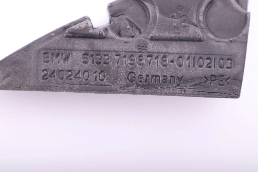 Abdichtung Spiegeldreieck innen rechts 5133 für BMW 3 er E92 mit Teilenummer 7198718 BMW 3 er E92 Abdichtung Spiegeldreieck innen rechts 5133 - SKU 7198718 - Teilenummer 7198718