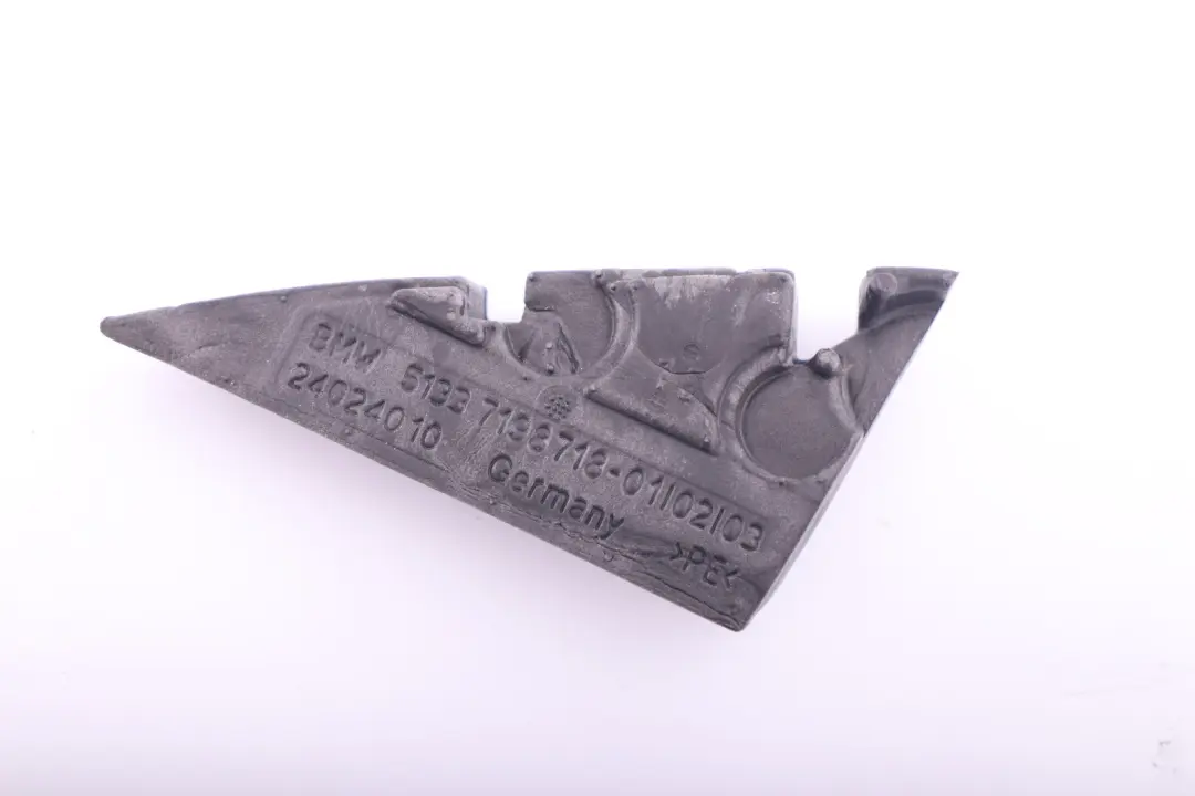 Conditionnement Miroir Triangle Interieur Droit 5133 pour BMW 3 E92 à propos du numéro de pièce 7198718 BMW 3 E92 Conditionnement Miroir Triangle Interieur Droit 5133 - SKU 7198718 - Numéro de pièce 7198718