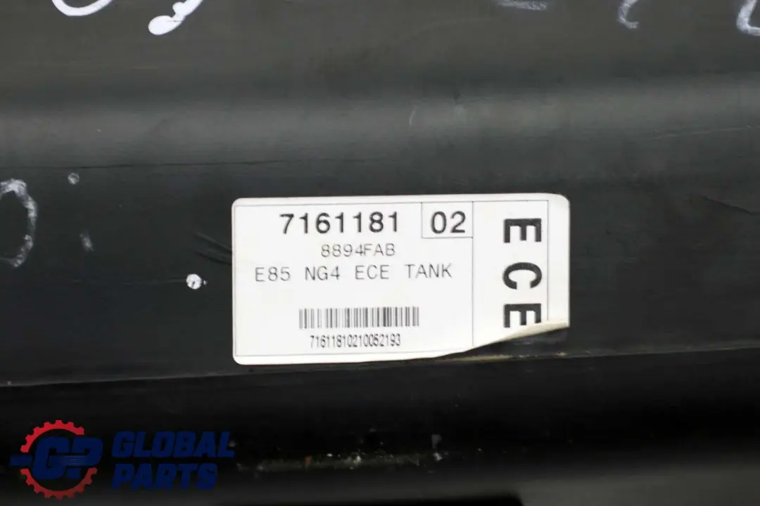 Reservoir de Carburant Plastique 6757920 pour BMW Z4 E85 à propos du numéro de pièce 7198750 BMW Z4 E85 Reservoir de Carburant Plastique 6757920 - SKU 7198750 - Numéro de pièce 7198750