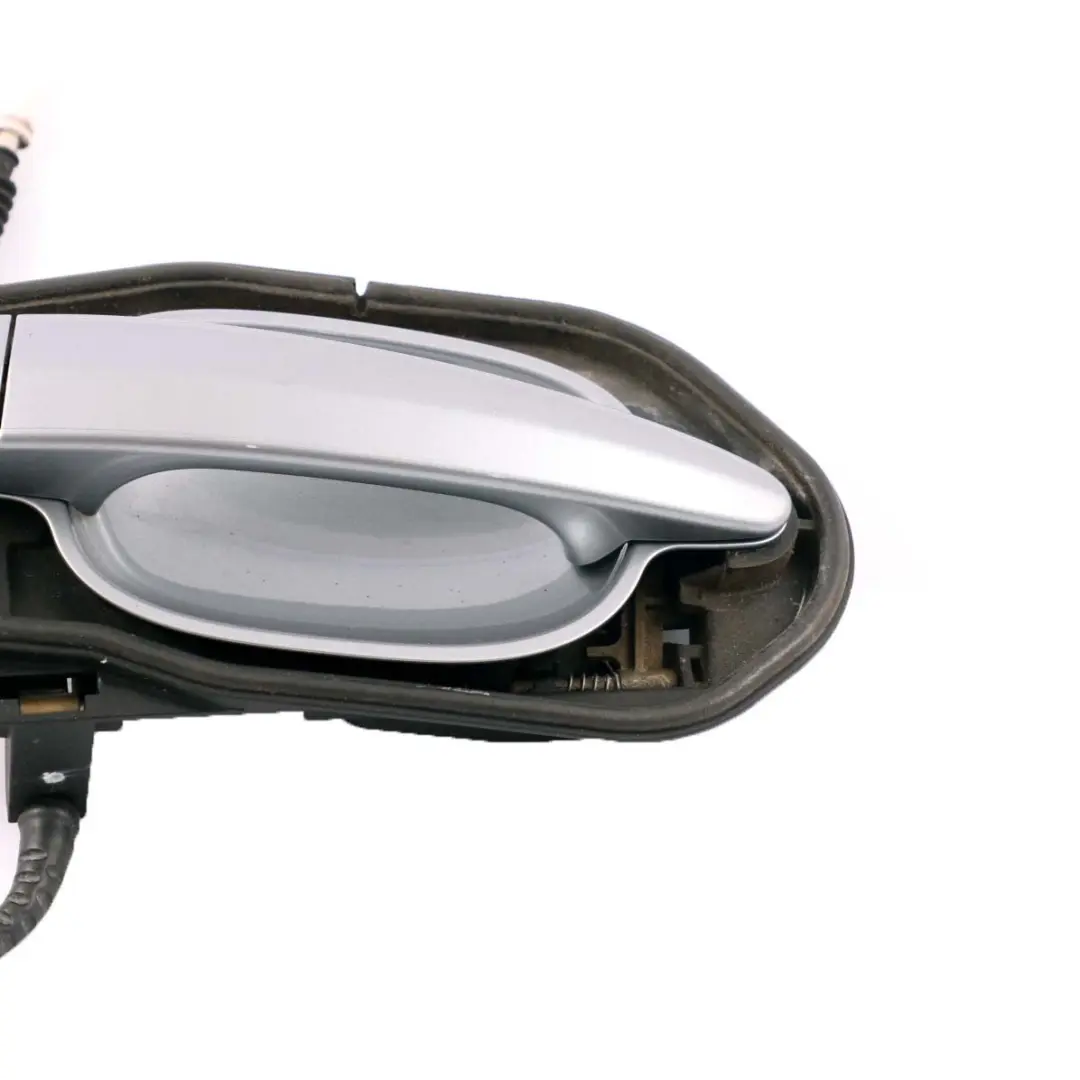 Griff Türgriff Hinten Links Silbergrau Metallic A08 für BMW 5 er E60 E61 mit Teilenummer 7034469 BMW 5 er E60 E61 Griff Türgriff Hinten Links Silbergrau Metallic A08 - SKU 7199555-SBG - Teilenummer 7034469