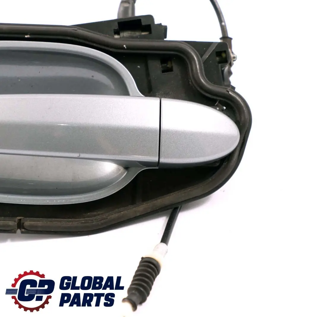 Griff Türgriff Hinten Links Silbergrau Metallic A08 für BMW 5 E60 E61 1 mit Teilenummer 7034469 BMW 5 E60 E61 1 Griff Türgriff Hinten Links Silbergrau Metallic A08 - SKU 7199555-SBG1 - Teilenummer 7034469