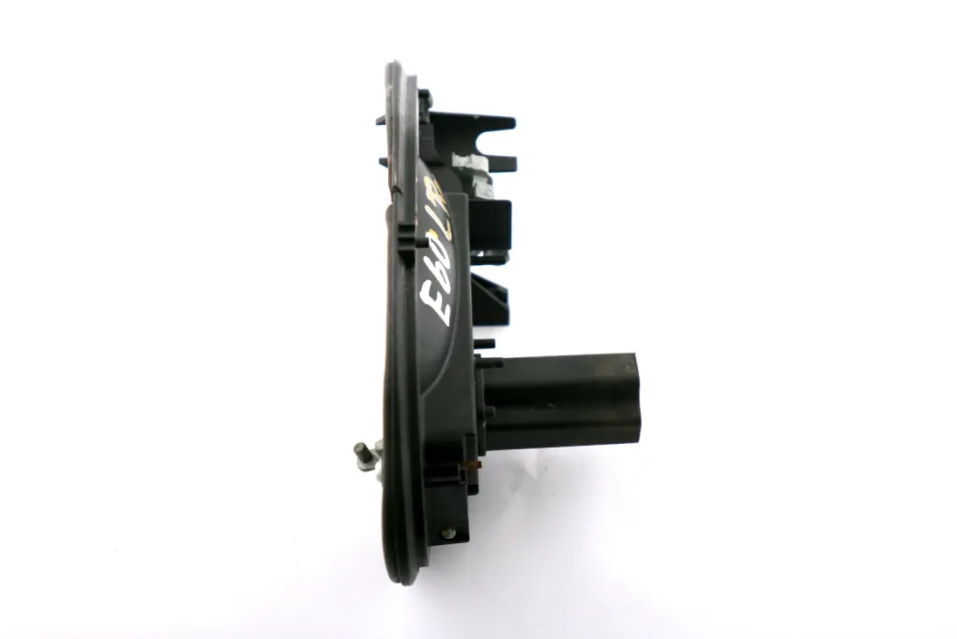 Porton Exterior Manija De La Puerta Trasera Izquierda 7034543 para BMW E60 E61 con número de pieza 7199555 BMW E60 E61 Porton Exterior Manija De La Puerta Trasera Izquierda 7034543 - SKU 7199555 - Número de pieza 7199555