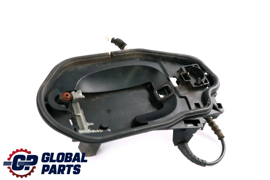 Träger Türaussengriff Rechts Vorne Hinten 5121719955 für BMW E60 E61 mit Teilenummer 7199556 BMW E60 E61 Träger Türaussengriff Rechts Vorne Hinten 5121719955 - SKU 7199556 - Teilenummer 7199556