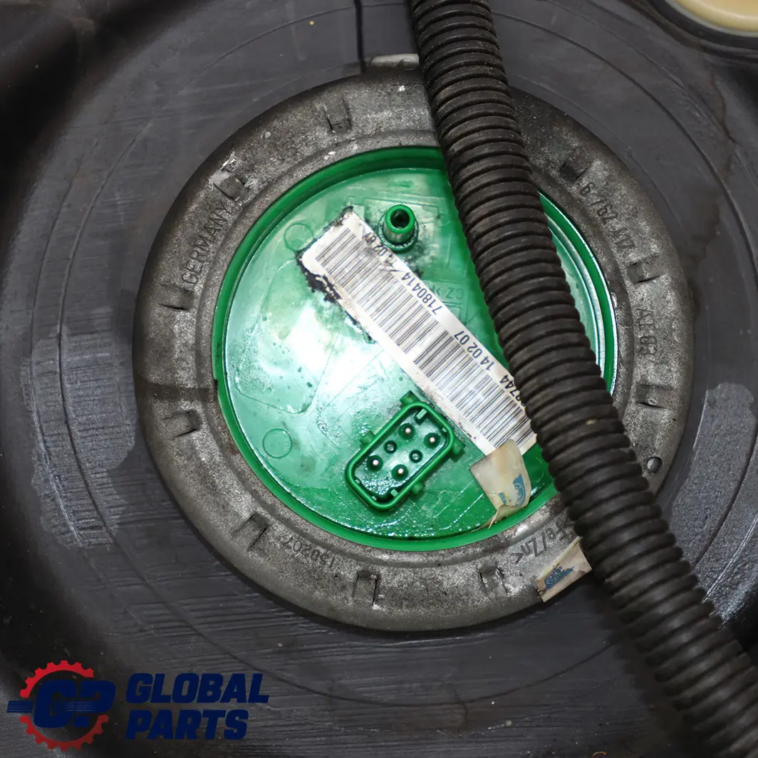 Reihe E65 E66 E67 Kompletter Kraftstofftank Benzin für BMW 7 mit Teilenummer 6764960 BMW 7 Reihe E65 E66 E67 Kompletter Kraftstofftank Benzin - SKU 7199708 - Teilenummer 6764960