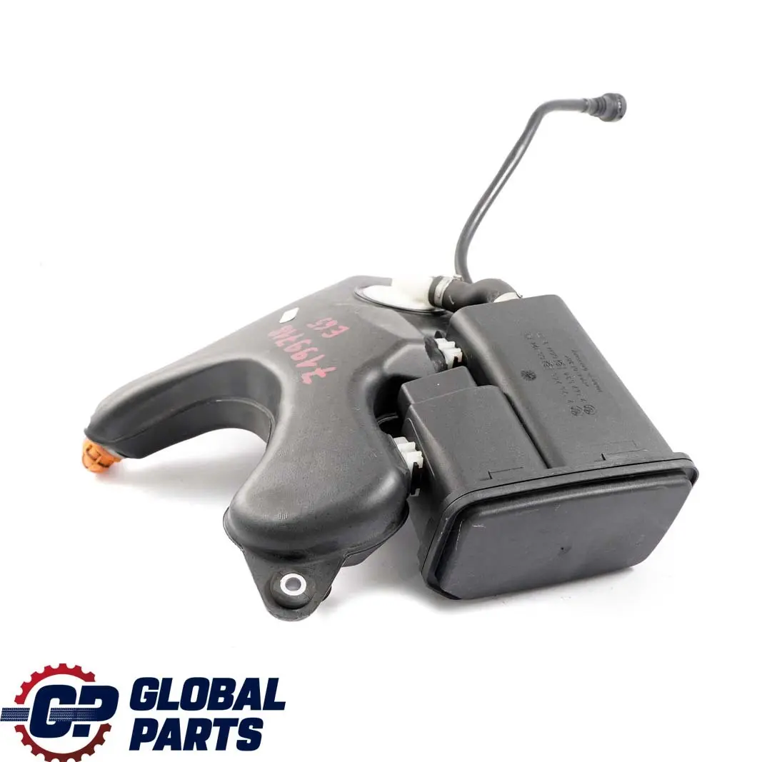 Ausgleichsbehälter mit Aktivkohlefilter 6752034 für BMW 7 er E65 E66 mit Teilenummer 7199718 BMW 7 er E65 E66 Ausgleichsbehälter mit Aktivkohlefilter 6752034 - SKU 7199718 - Teilenummer 7199718