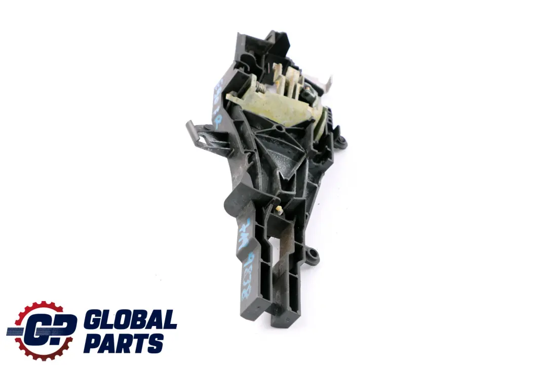 Outside Door Handle Carrier Front Right O/S to BMW 3 Series E90 E91 E92 LCI with Part number 7199838 BMW 3 Series E90 E91 E92 LCI Outside Door Handle Carrier Front Right O/S - SKU 7199838 - Part number 7199838
