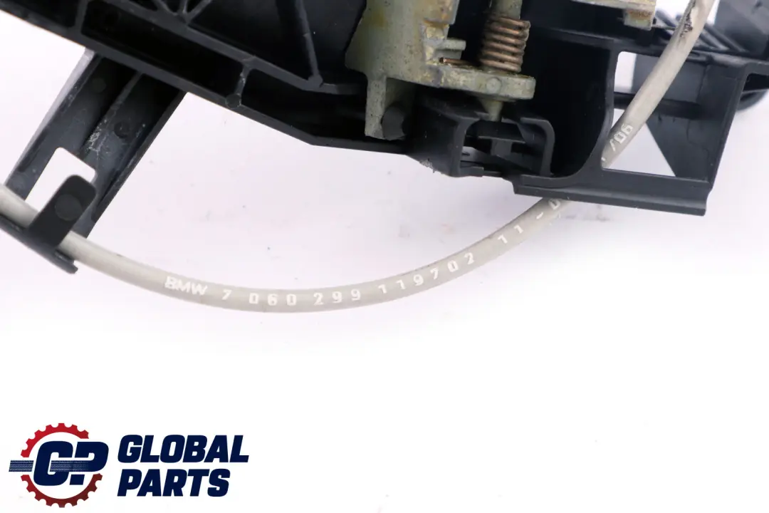exterior trasero izquierdo puerta manija De agarre Carrier para BMW E90 E91 con número de pieza 7199839 BMW E90 E91 exterior trasero izquierdo puerta manija De agarre Carrier - SKU 7199839 - Número de pieza 7199839