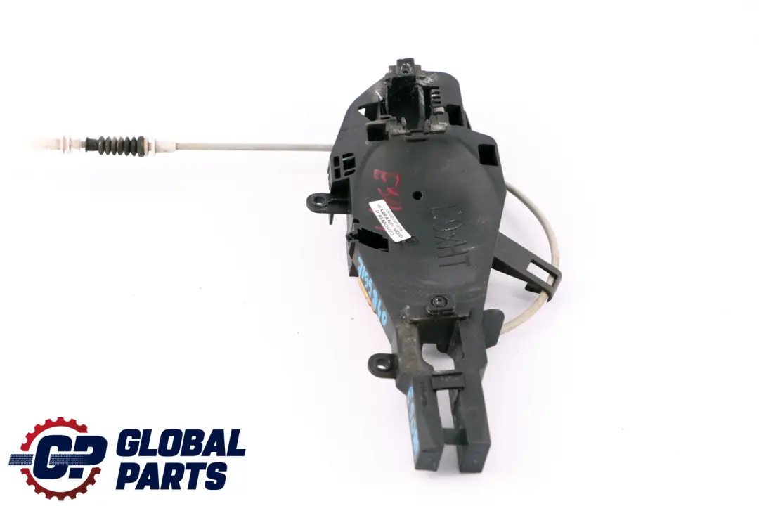 Portador Exterior Puerta Trasera Manija Derecha para BMW Serie 3 E90 E91 con número de pieza 7199840 BMW Serie 3 E90 E91 Portador Exterior Puerta Trasera Manija Derecha - SKU 7199840 - Número de pieza 7199840