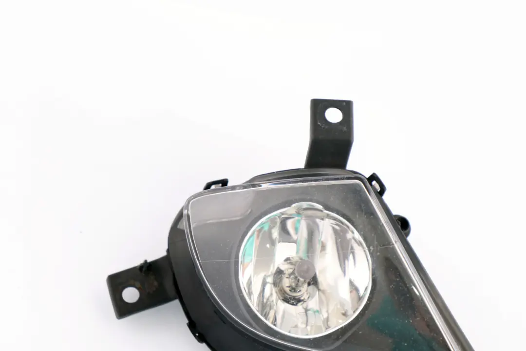 BMW E90 E91 LCI Lampa Przeciwmgielna Prawa Przód - SKU 7199894 - Numer Części 7199894