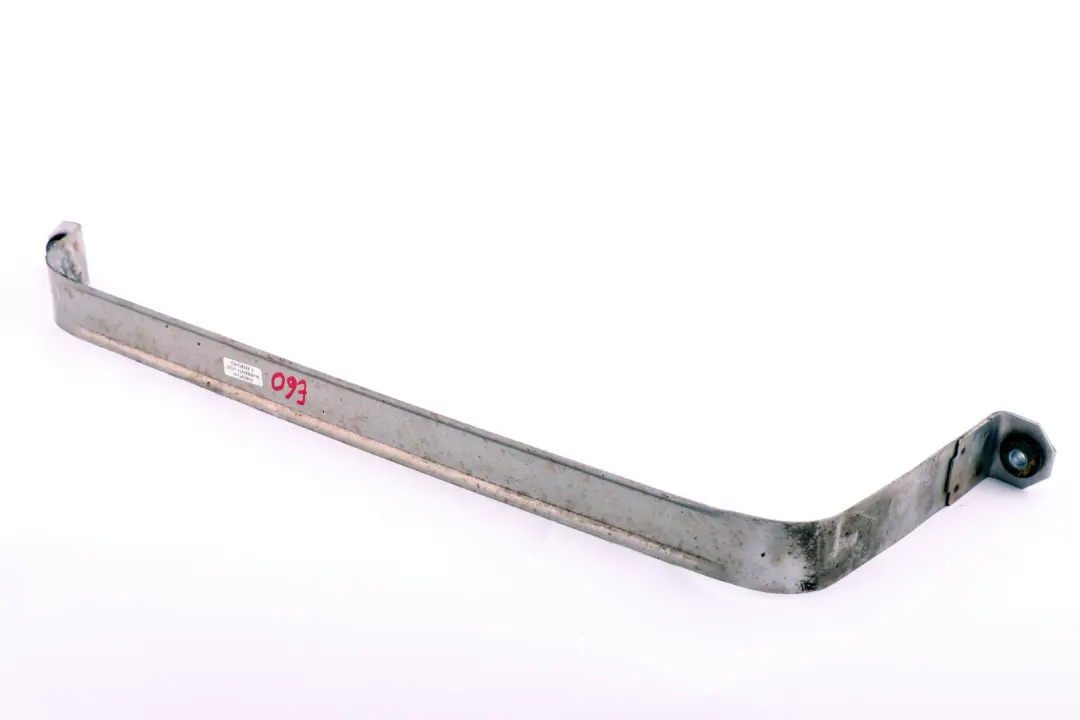 Uchwyt Mocowanie Obejma Baku Zbiornika do BMW E60 E63 o numerze 7200073 BMW E60 E63 Uchwyt Mocowanie Obejma Baku Zbiornika - SKU 7200073 - Numer Części 7200073