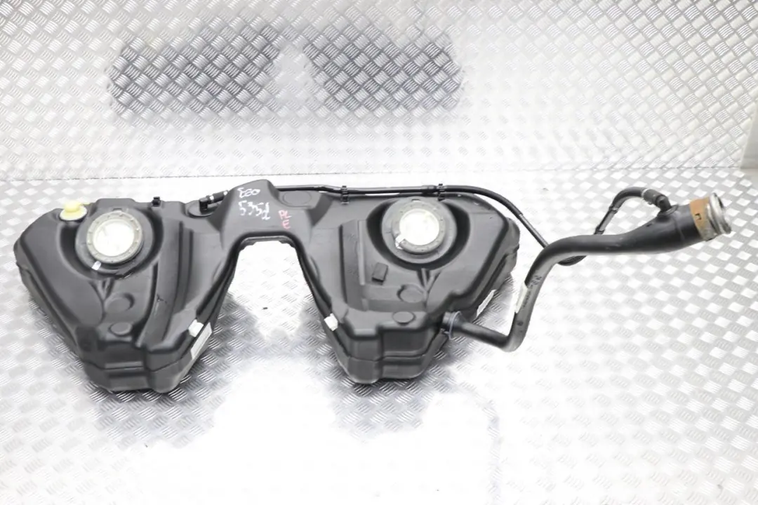 M47N2 M57N2 Diesel Carburant Tube de Remplissage pour BMW E60 520d 525d 530d 535d à propos du numéro de pièce 7200079 BMW E60 520d 525d 530d 535d M47N2 M57N2 Diesel Carburant Tube de Remplissage - SKU 7200079-1 - Numéro de pièce 7200079