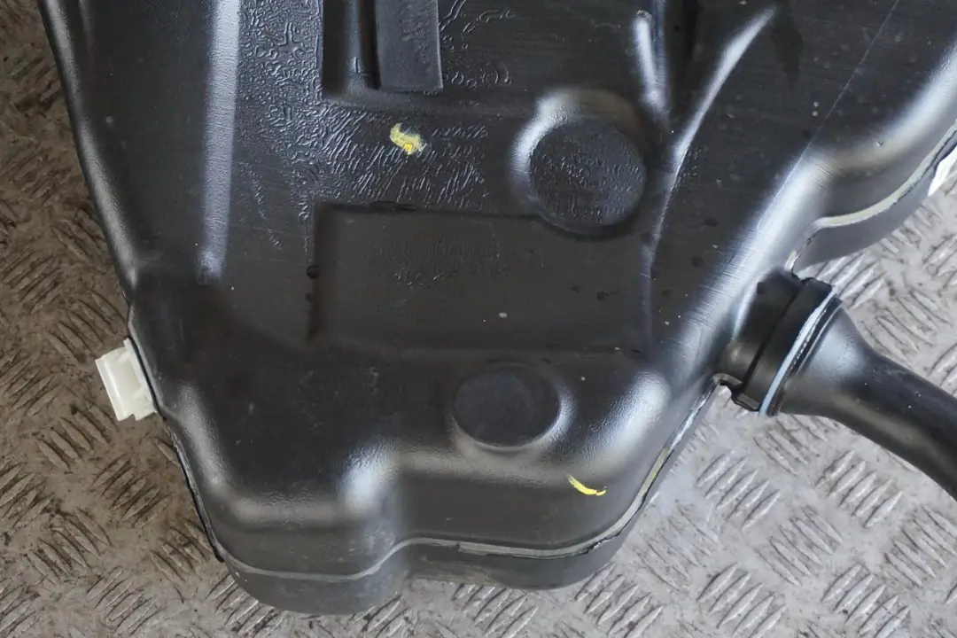 BMW 5 Series E60 E60N LCI Bare Plastic Fuel Tank Diesel - SKU 7200079-2 - Part number 7200079