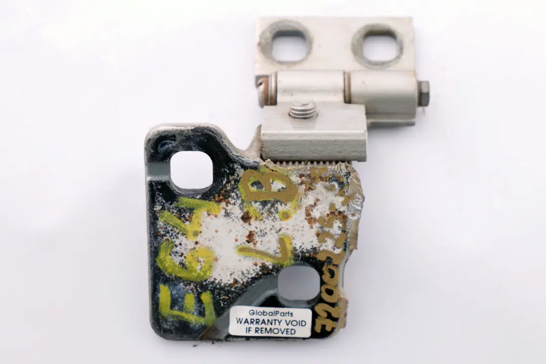 Door Hinge Bottom Left N/S Mineralsilber Silver 7072667 to BMW 6 Series E63 E64 with Part number 7200225 BMW 6 Series E63 E64 Door Hinge Bottom Left N/S Mineralsilber Silver 7072667 - SKU 7200225-MSB - Part number 7200225