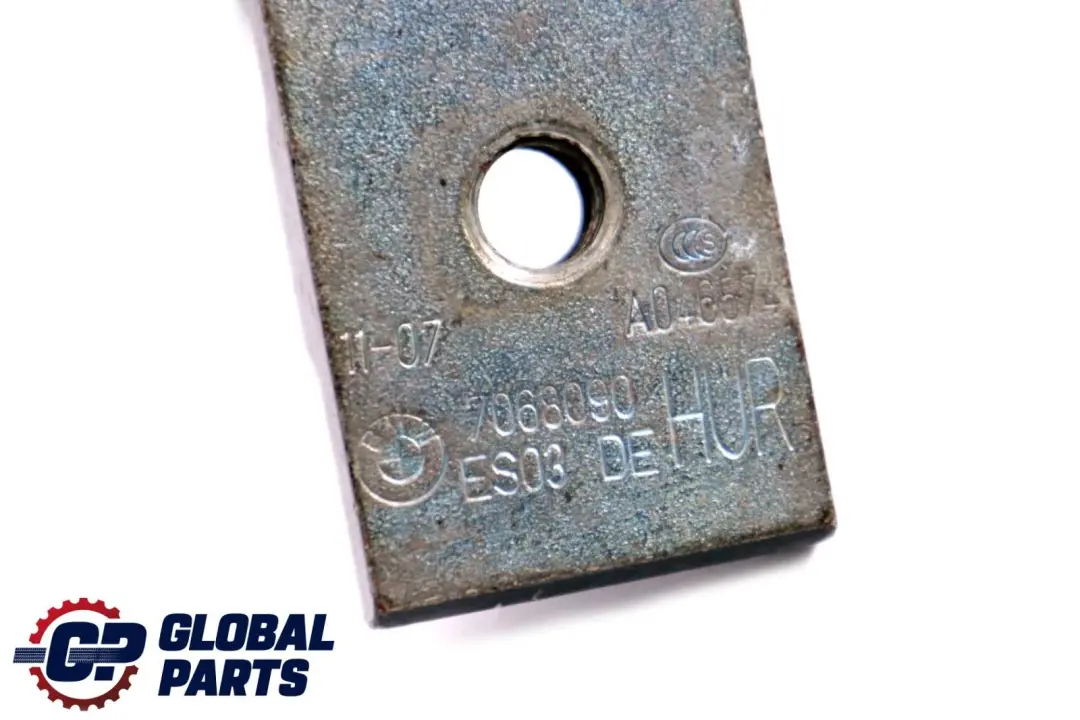 BMW 5 Series E60 E61 Rear Right O/S Door Lower Hinge Black 7068090 - SKU 7200246-BLK - Part number 7200246