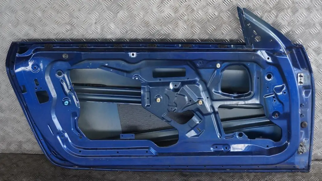 Tür vorn links Montegoblau Montego Blau Metallic - A51 für BMW 3 er E92 3 E93 mit Teilenummer 7200569 BMW 3 er E92 3 E93 Tür vorn links Montegoblau Montego Blau Metallic - A51 - SKU 7200569-MTB3 - Teilenummer 7200569
