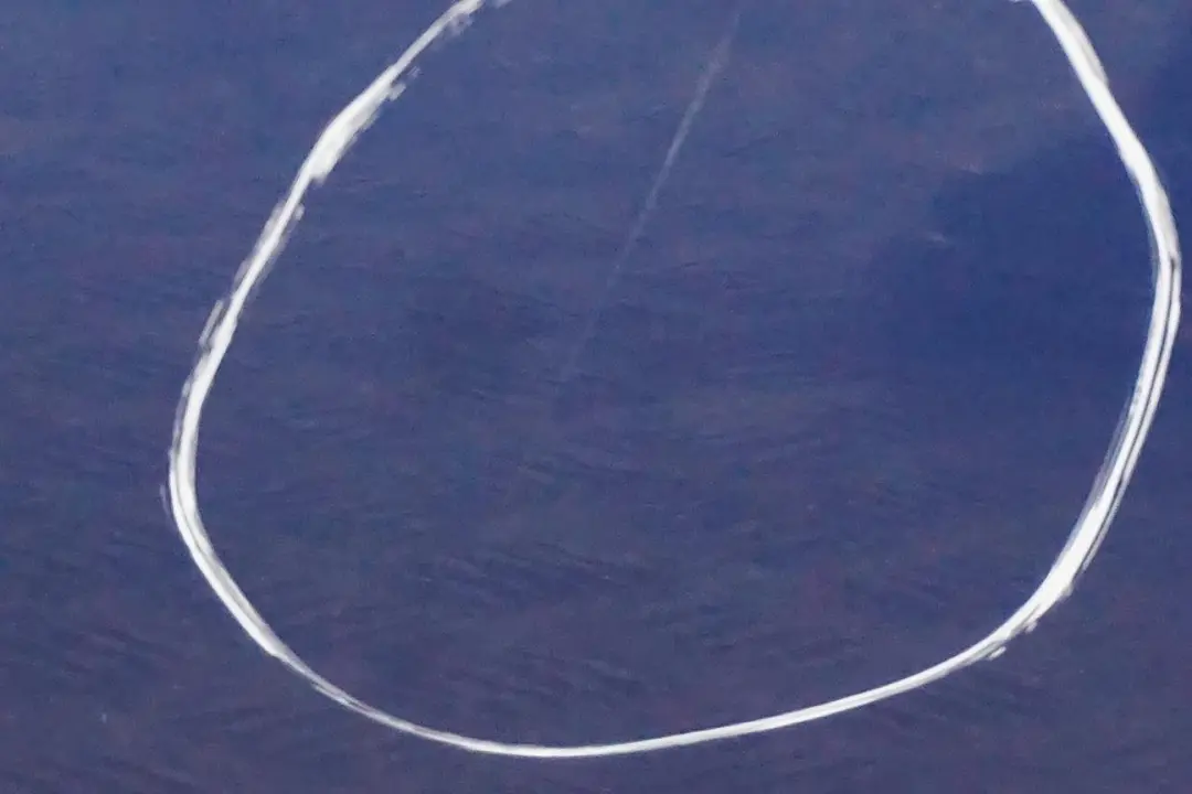 Tür vorn links Montegoblau Montego Blau Metallic - A51 für BMW 3 er E92 3 E93 mit Teilenummer 7200569 BMW 3 er E92 3 E93 Tür vorn links Montegoblau Montego Blau Metallic - A51 - SKU 7200569-MTB3 - Teilenummer 7200569