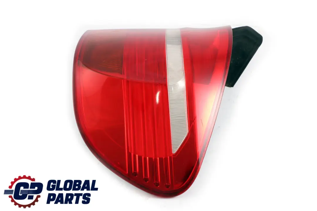 BMW X5 Series E70 Rear Light In The Side Panel Right O/S - SKU 7200818 - Part number 7200818