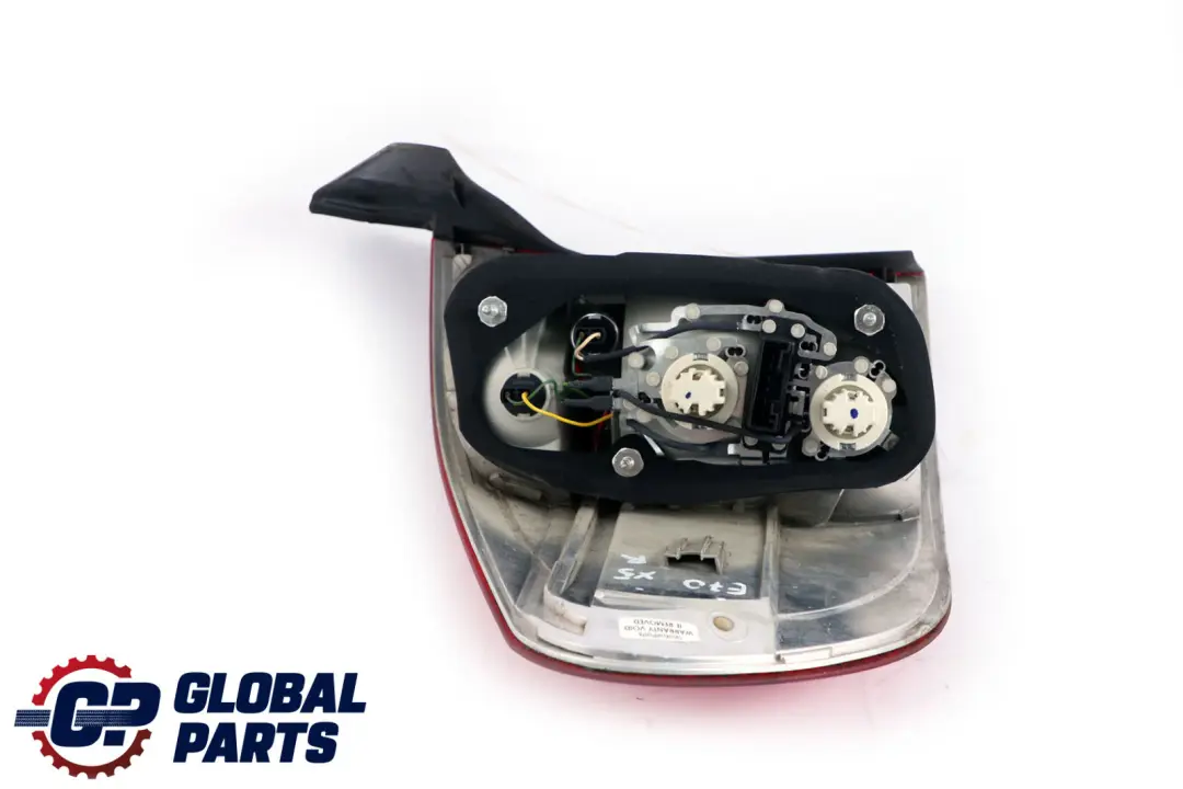 BMW X5 E70 Lampa Tylna W Błotnik Prawy Tył - SKU 7200818 - Numer Części 7200818