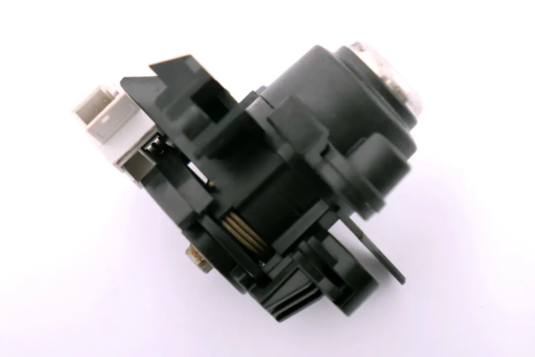 Zamek Klapy Bagażnika do BMW E60 E60 Lci o numerze 51247201534 BMW E60 E60 Lci Zamek Klapy Bagażnika - SKU 7201534 - Numer Części 51247201534