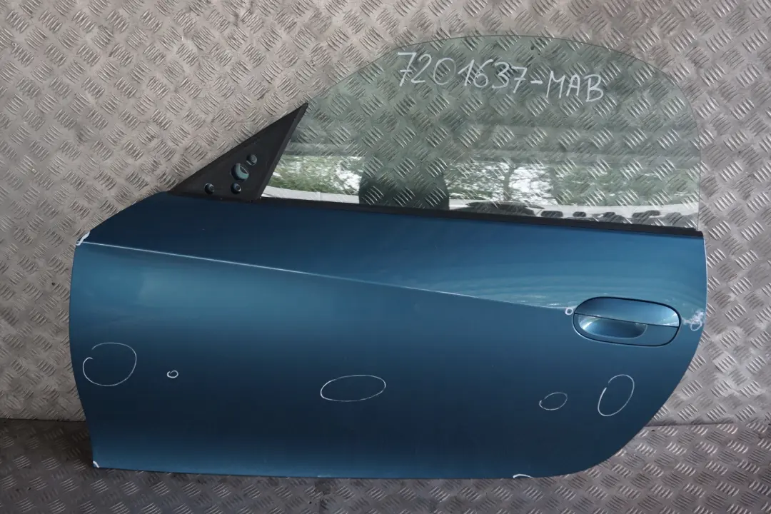 Front Left Door N/S Maledivenblau Maldives Blue to BMW Z4 Series E85 Convertible with Part number 7201637 BMW Z4 Series E85 Convertible Front Left Door N/S Maledivenblau Maldives Blue - SKU 7201637-MAB - Part number 7201637