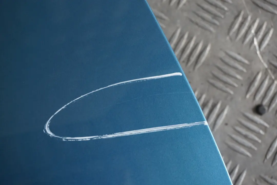 BMW Z4 Series E85 Convertible Front Right Door O/S Maledivenblau Maldives Blue - SKU 7201638-MAB - Part number 7201637