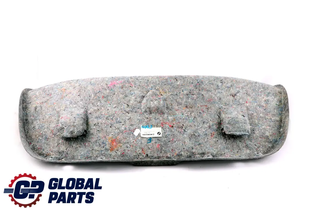 Embellecedor del maletero para BMW E90 LCI Berlina con número de pieza 51497201796 BMW E90 LCI Berlina Embellecedor del maletero - SKU 7201796 - Número de pieza 51497201796