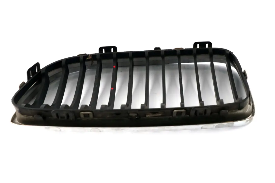 Grille Chrome Frame Right O/S to BMW E90 E91 LCI with Part number 7201968 BMW E90 E91 LCI Grille Chrome Frame Right O/S - SKU 7201968 - Part number 7201968