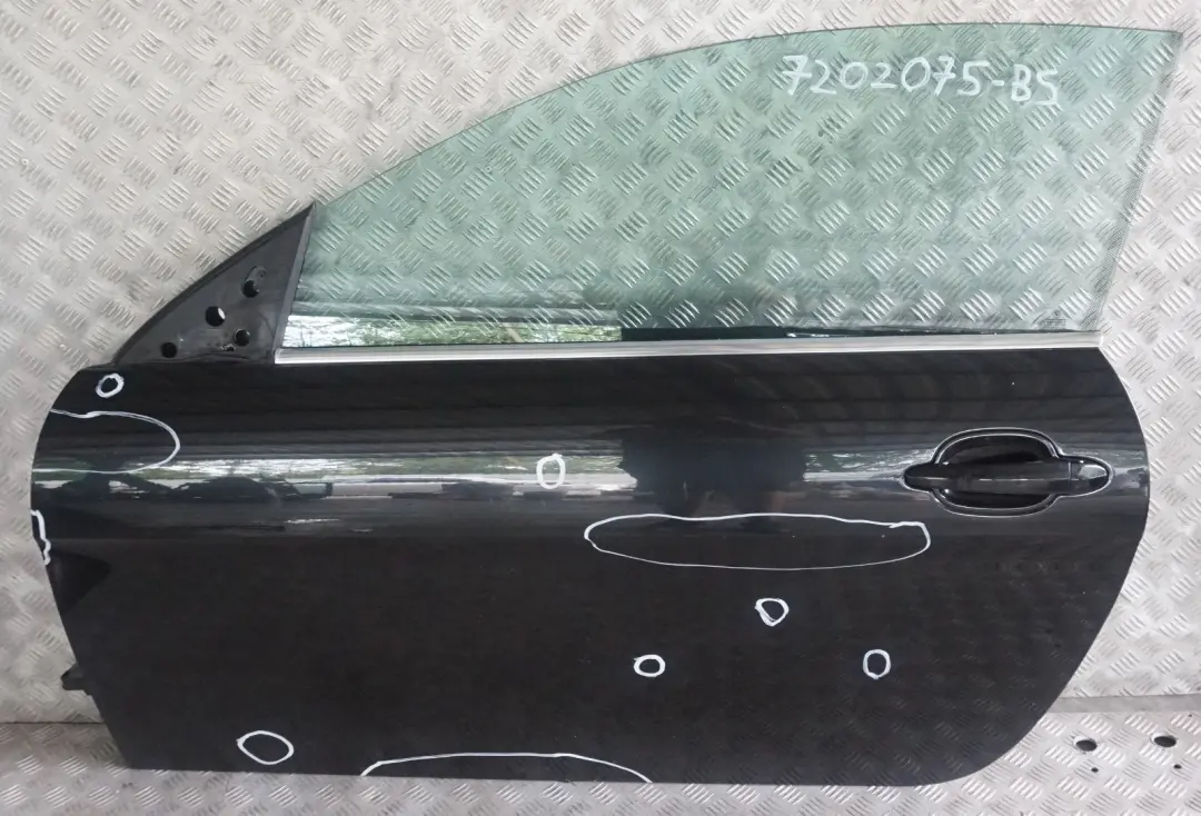 Drzwi lewe przednie black saphire do BMW E63 E64 o numerze 7202075 BMW E63 E64 Drzwi lewe przednie black saphire - SKU 7202075-BS - Numer Części 7202075