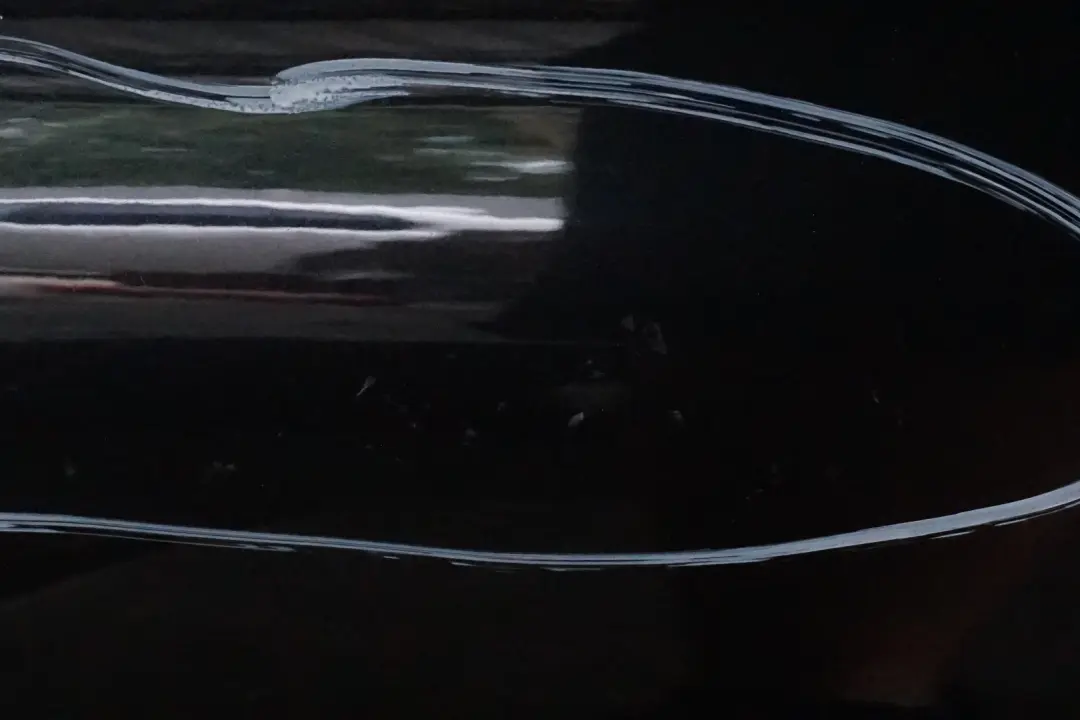 Genuine BMW 6 Series E63 E64 Door Front Left N/S Black Sapphire Metallic - 475 to with Part number 7202075 Genuine BMW 6 Series E63 E64 Door Front Left N/S Black Sapphire Metallic - 475 - SKU 7202075-BS - Part number 7202075