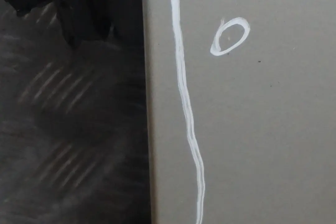 BMW 6 er E63 E64 Tür Vorne Links Mineralsilber Mineral Silber Metallic - A14 - SKU 7202075-MS - Teilenummer 7202075