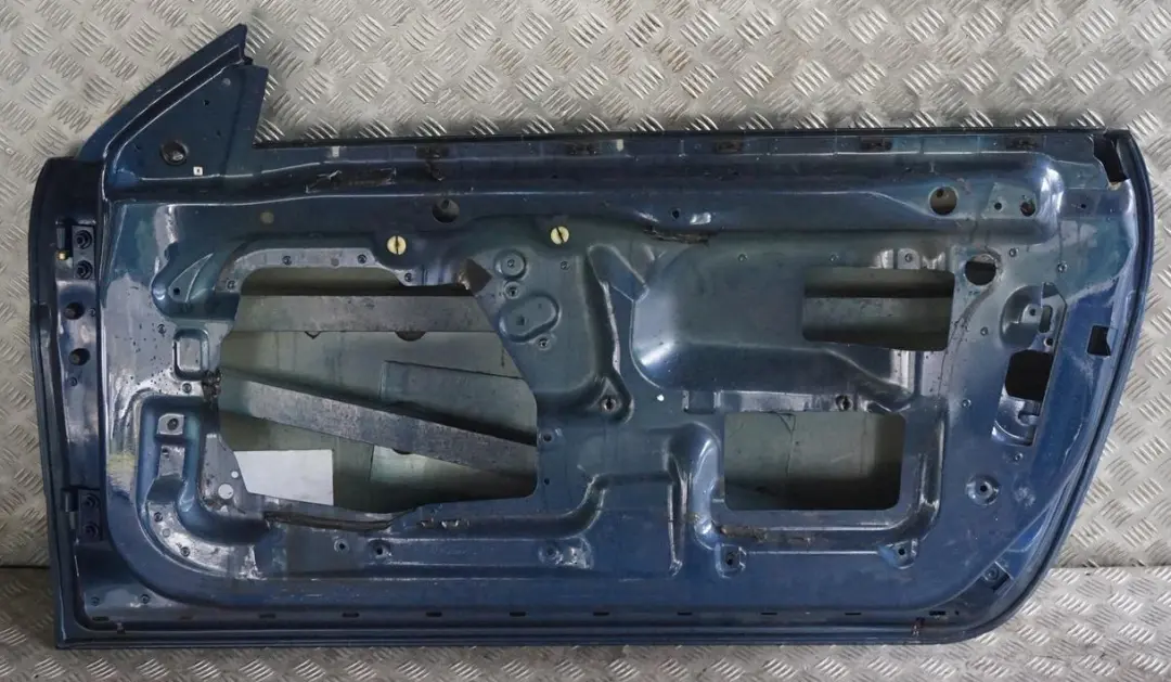 BMW 6 E63 E64 Door Front Right O/S Mysticblau Mystic Blue Metallic - A07 - SKU 7202076-MYS - Part number 7202076