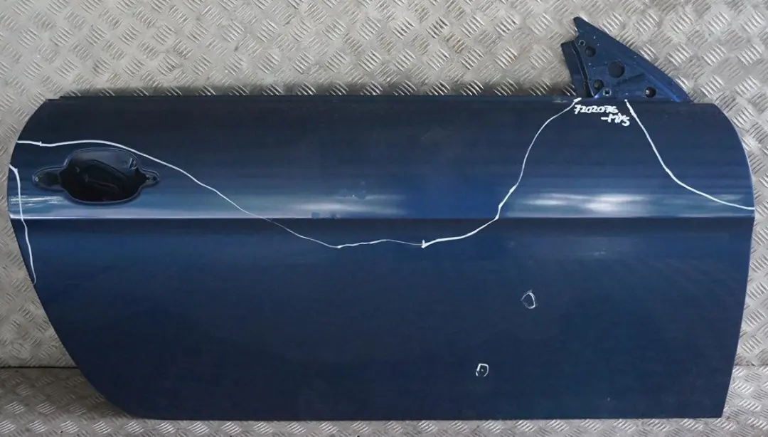 Tür Vorne Rechts Mysticblau Mystic Blau Metallic - A07 für BMW 6 er E63 E64 mit Teilenummer 7202076 BMW 6 er E63 E64 Tür Vorne Rechts Mysticblau Mystic Blau Metallic - A07 - SKU 7202076-MYS - Teilenummer 7202076