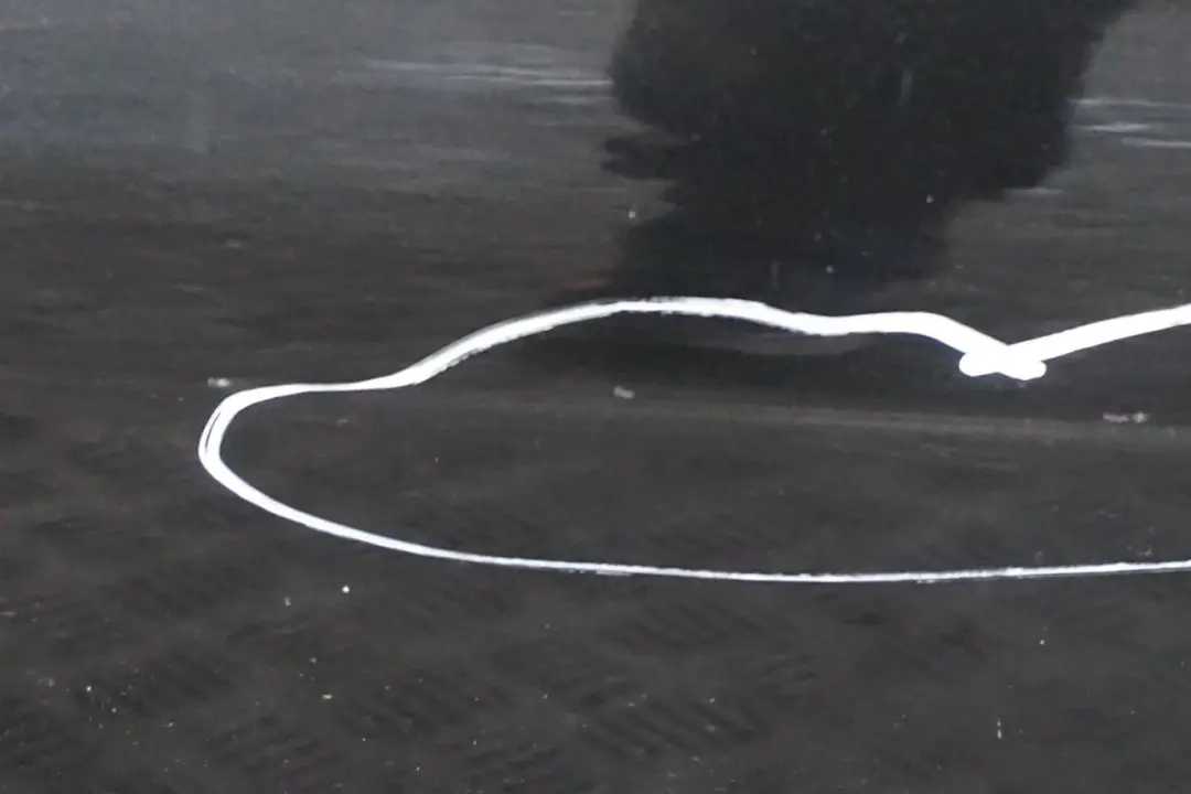 Drzwi lewe przednie przód black saphire do BMW E65 o numerze 7202081 BMW E65 Drzwi lewe przednie przód black saphire - SKU 7202081-BS2 - Numer Części 7202081