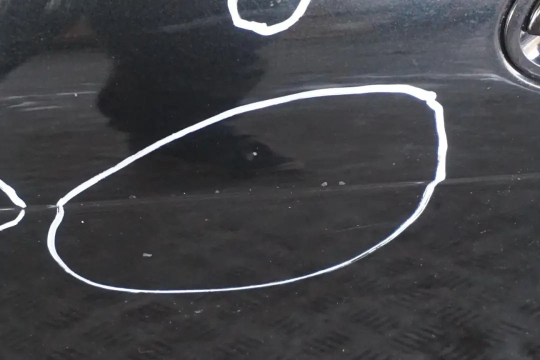 Conducteur Porte avant Gauche Noir Sapphire Metallique - 475 pour BMW E65 E66 à propos du numéro de pièce 7202081 BMW E65 E66 Conducteur Porte avant Gauche Noir Sapphire Metallique - 475 - SKU 7202081-BS2 - Numéro de pièce 7202081