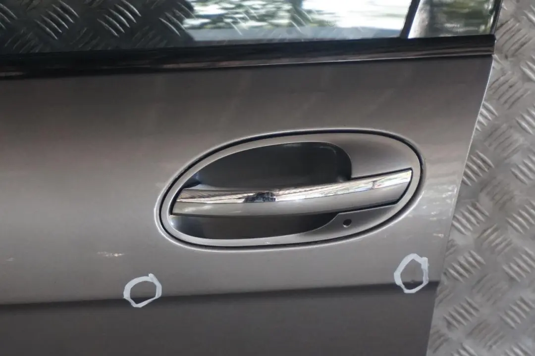 Door Front Left N/S Sterlinggrau Grey Metallic - 472 to BMW 7 Series E65 E66 with Part number 7202081 BMW 7 Series E65 E66 Door Front Left N/S Sterlinggrau Grey Metallic - 472 - SKU 7202081-STG - Part number 7202081