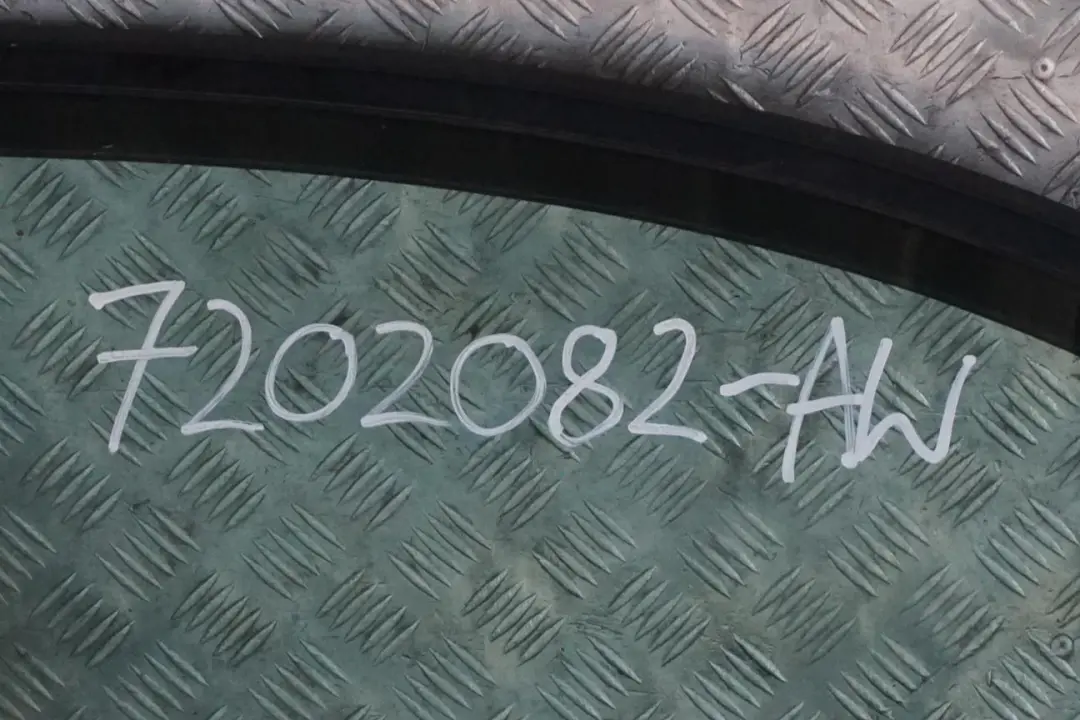 BMW 7 er E65 E66 Tür Vorne Rechts Alpinweiss Alpin Weiss - 300 - SKU 7202082-AW - Teilenummer 7202082