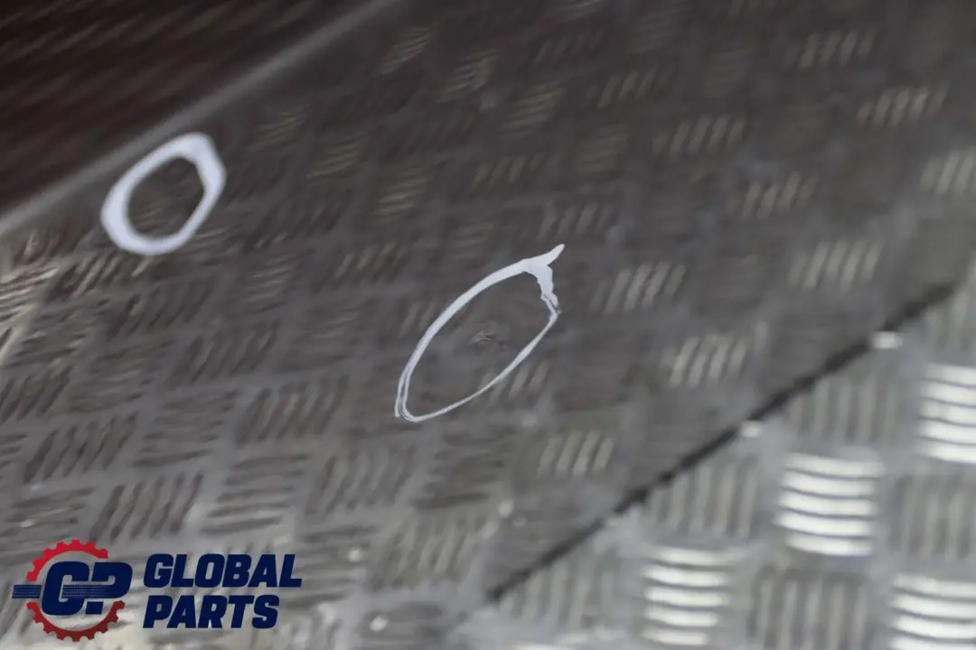 Puerta Delantera Derecha Barberarot Barbera Rojo - A39 para BMW E65 E66 con número de pieza 7202082 BMW E65 E66 Puerta Delantera Derecha Barberarot Barbera Rojo - A39 - SKU 7202082-BAR - Número de pieza 7202082