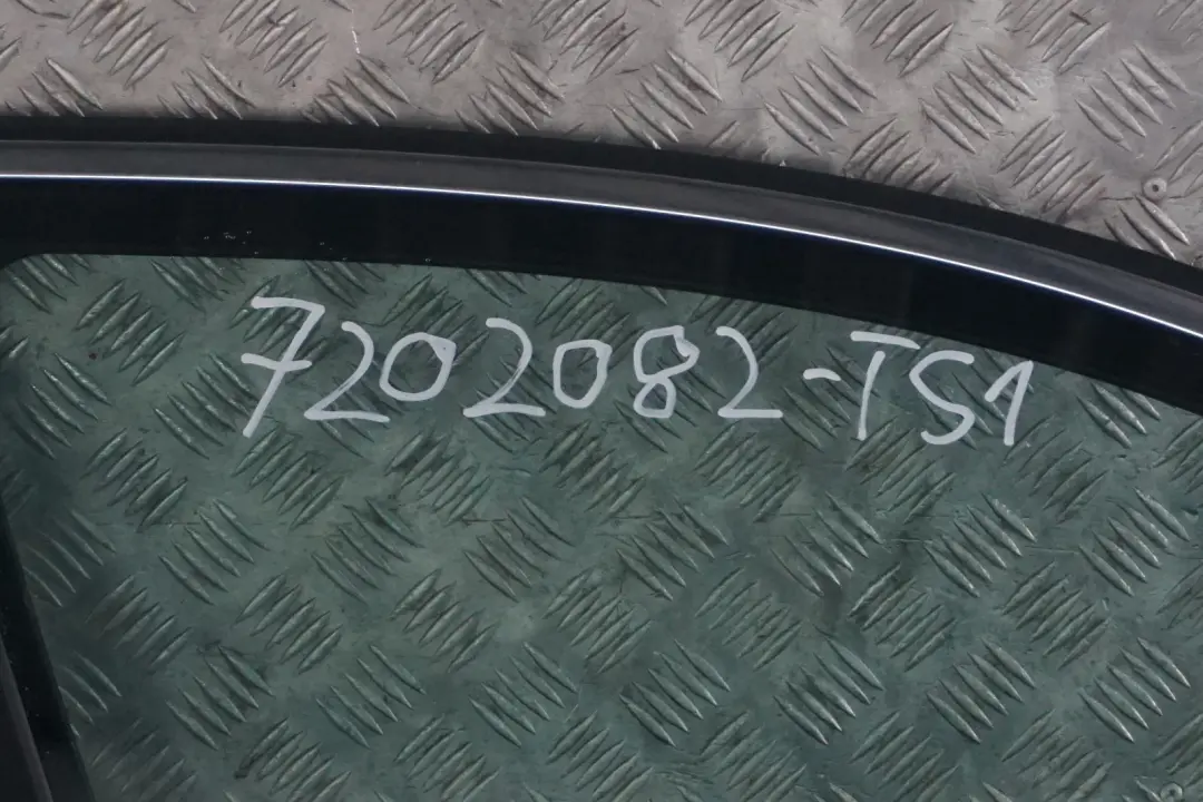 Passeggero Porta Ant. Dx Argento-Titanio Argento Metallizzato per BMW E65 E66 con numero di parte 7202082 BMW E65 E66 Passeggero Porta Ant. Dx Argento-Titanio Argento Metallizzato - SKU 7202082-TS1 - Numero di parte 7202082