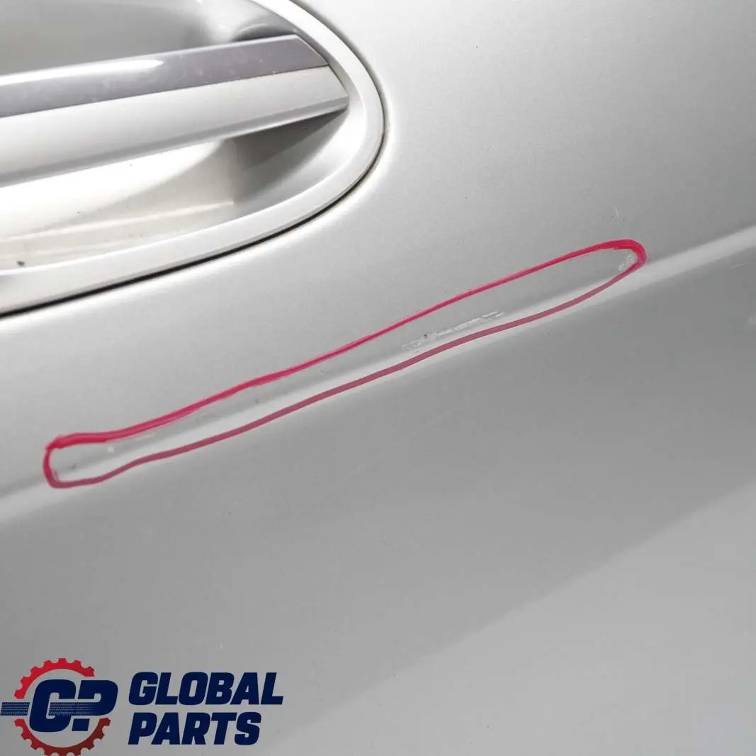 Tür Vorne Rechts Titansilber Titan Silber Metallic - 354 für BMW 7 er E65 E66 mit Teilenummer 7202082 BMW 7 er E65 E66 Tür Vorne Rechts Titansilber Titan Silber Metallic - 354 - SKU 7202082-TS2 - Teilenummer 7202082