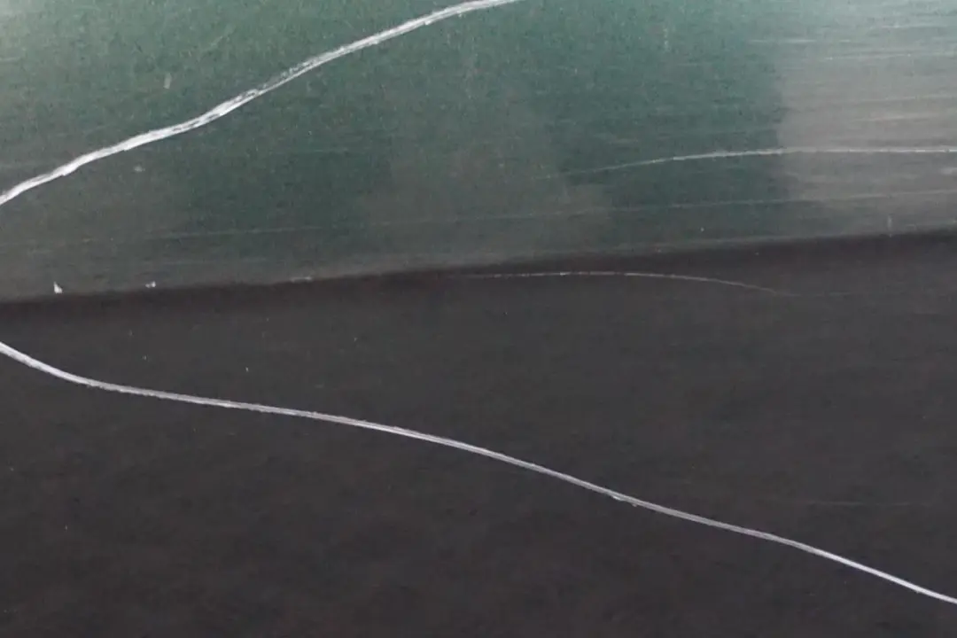 Door Rear Left N/S Oxfordgruen Oxford Green Metallic - 430 to BMW 7 Series E65 with Part number 7202083 BMW 7 Series E65 Door Rear Left N/S Oxfordgruen Oxford Green Metallic - 430 - SKU 7202083-OXF - Part number 7202083