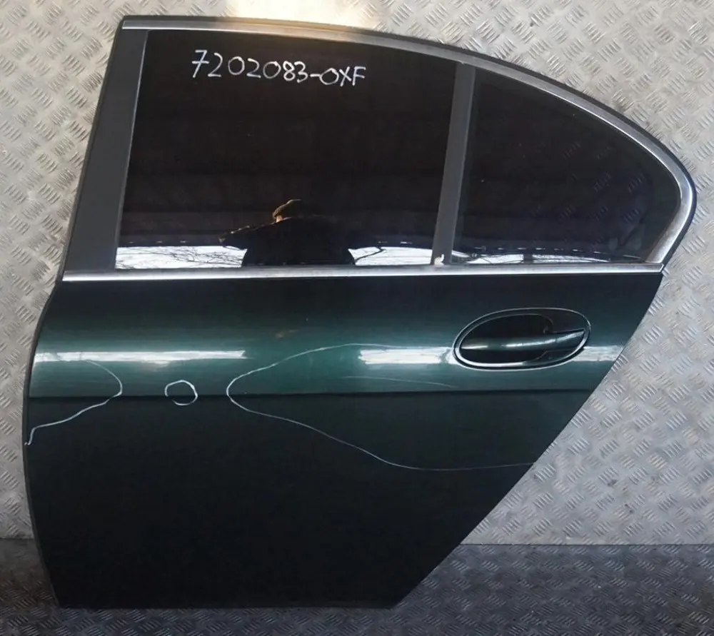 Fahrerseite Tür Hinten Links Oxfordgruen Gruen Metallic - 430 für BMW 7 er E65 mit Teilenummer 7202083 BMW 7 er E65 Fahrerseite Tür Hinten Links Oxfordgruen Gruen Metallic - 430 - SKU 7202083-OXF - Teilenummer 7202083