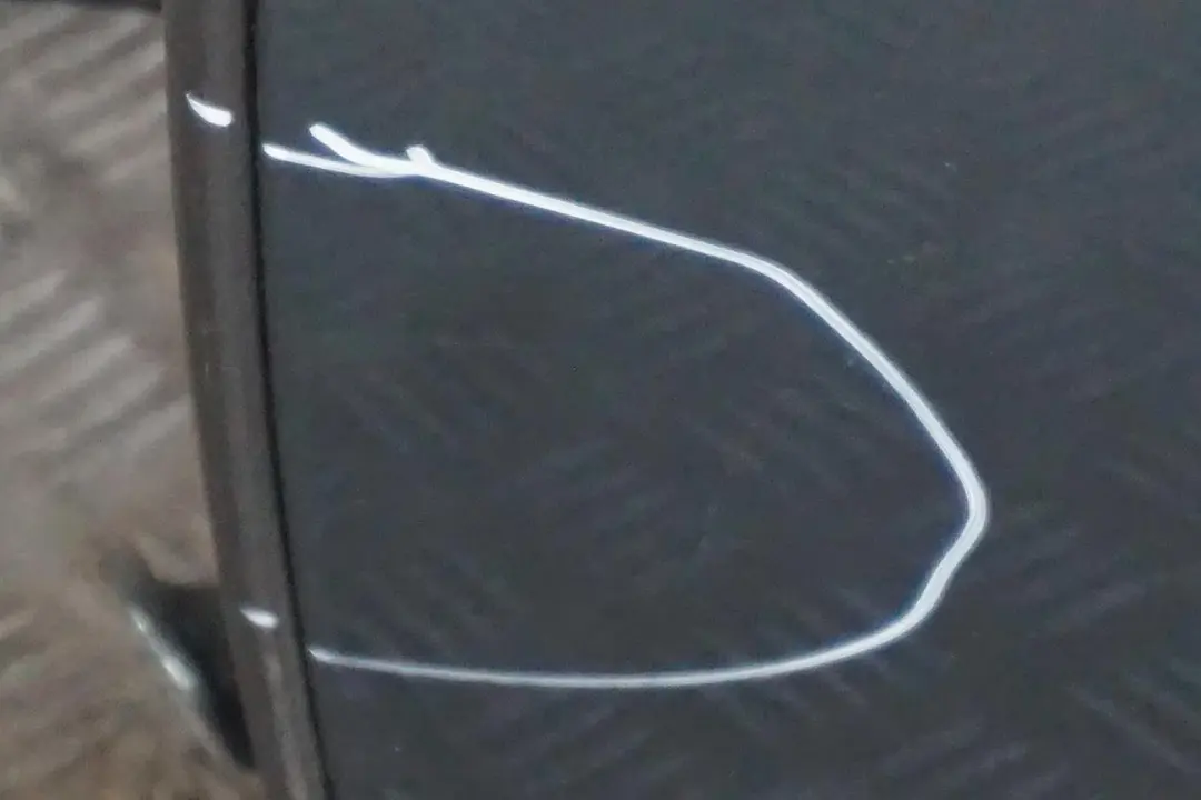 Drzwi lewe tylne tył Titangrau do BMW 7 E65 o numerze 7202083 BMW 7 E65 Drzwi lewe tylne tył Titangrau - SKU 7202083-TGR - Numer Części 7202083