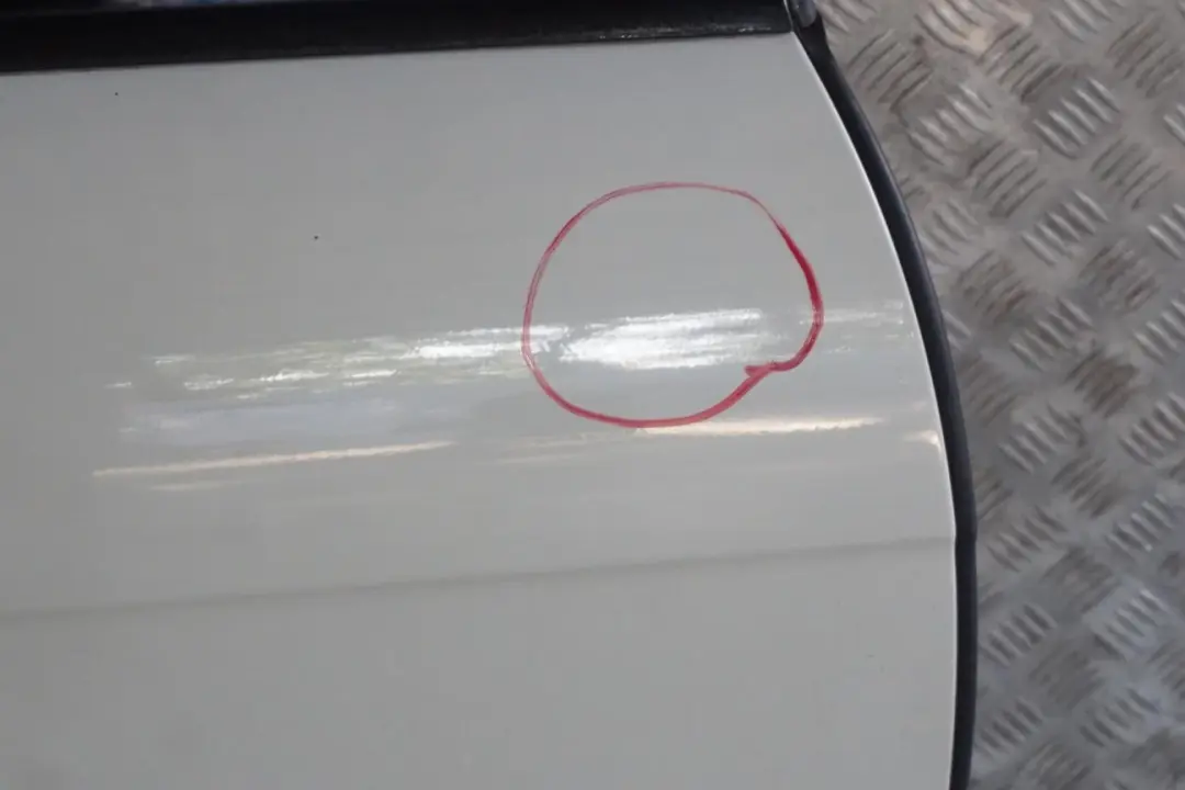 BMW 7 er E65 Tür Hinten Rechts Alpinweiss Alpin Weiss - 300 - SKU 7202084-AW - Teilenummer 7202084