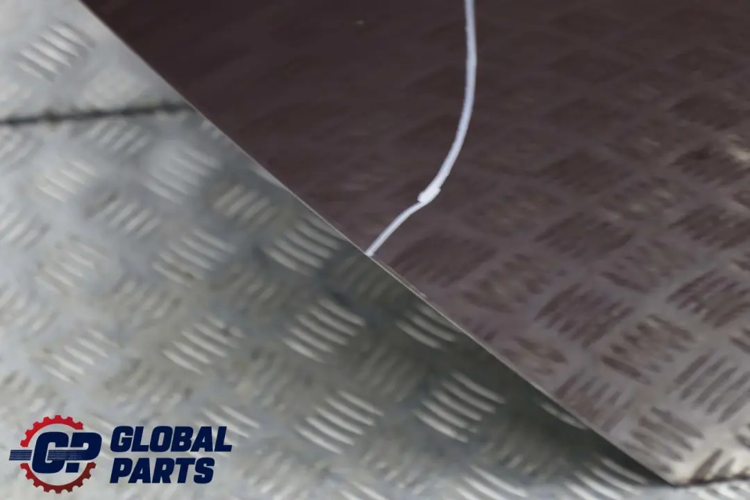 Tür Hinten Rechts Barberarot Barbera Rot Metallic - A39 für BMW 7 er E65 mit Teilenummer 7202084 BMW 7 er E65 Tür Hinten Rechts Barberarot Barbera Rot Metallic - A39 - SKU 7202084-BAR - Teilenummer 7202084