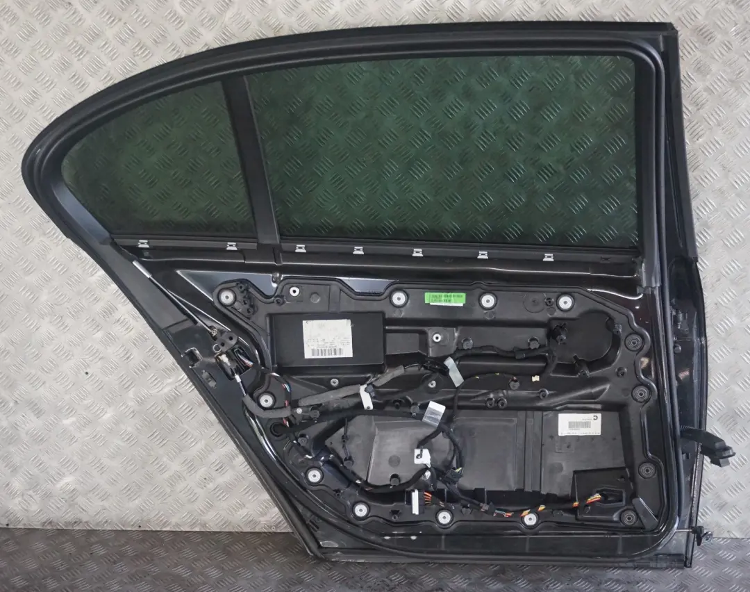 BMW 7 E66 Drzwi lewe tylne tył black saphire - SKU 7202089-BS - Numer Części 7202089