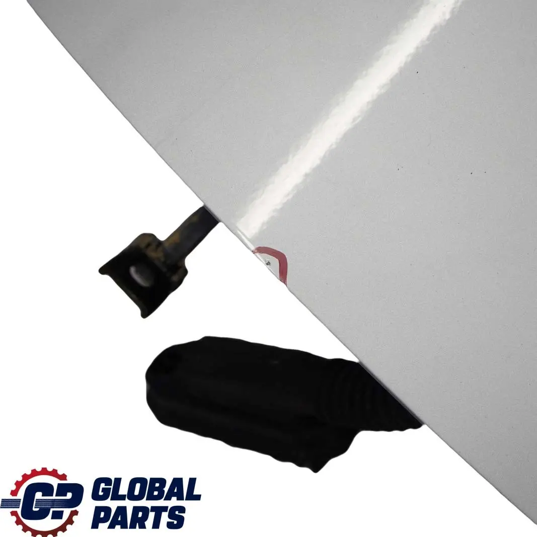 Gauche Argent Titane Titan Argent Metallise - 354 pour BMW E60 E61 Porte avant à propos du numéro de pièce 7202339 BMW E60 E61 Porte avant Gauche Argent Titane Titan Argent Metallise - 354 - SKU 7202339-TS3 - Numéro de pièce 7202339