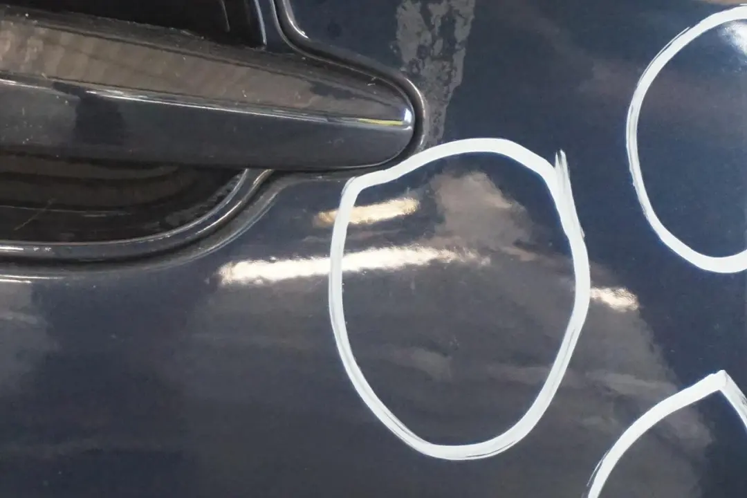 Drzwi prawe przednie monacoblau do BMW E60 E61 o numerze 7202340 BMW E60 E61 Drzwi prawe przednie monacoblau - SKU 7202340-MB1 - Numer Części 7202340